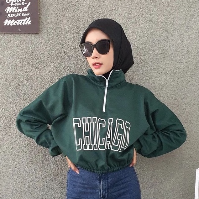 Chicago Crop Sweater - Sweater Crop Wanita