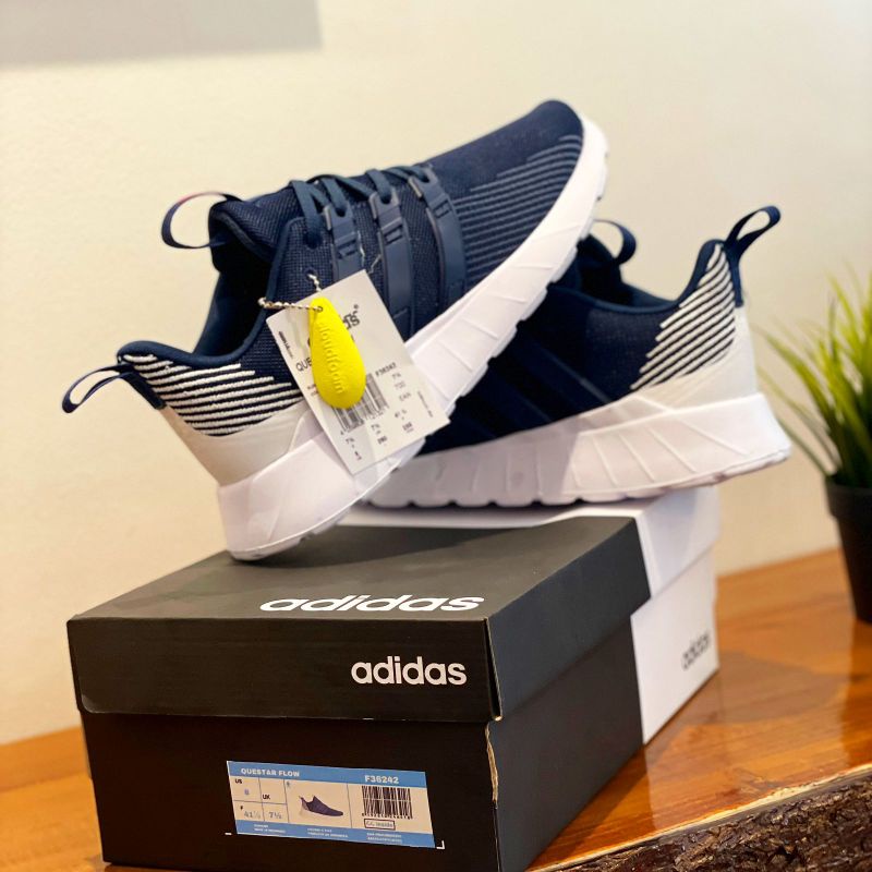 Adidas Questar Flow &quot;Navy White&quot; ORIGINAL BNIB