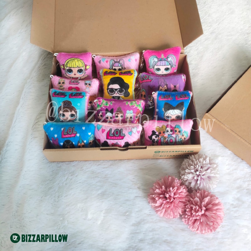 Bizzarpillow PAKET HAMPERS / SOUVENIR / HADIAH GANTUNGAN KUNCI SNACK BZ203