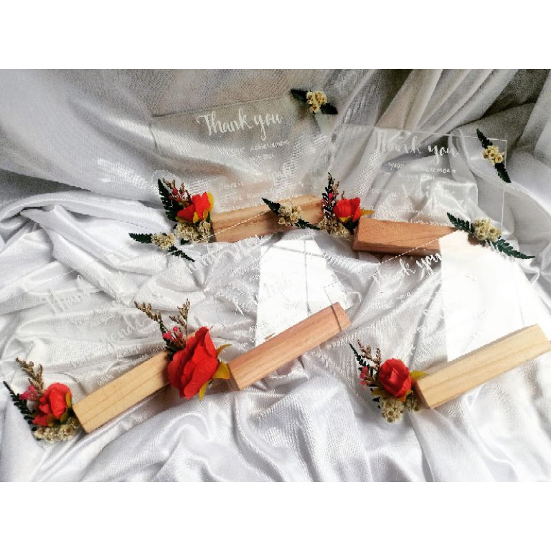 

custom acrylic tulisam | akrilik tulisan | kado pernikahan | kado perpisahan