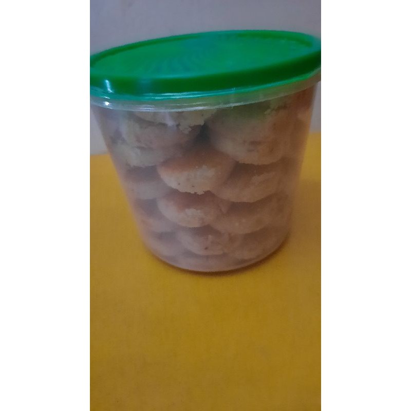 

kue kacang mak enak