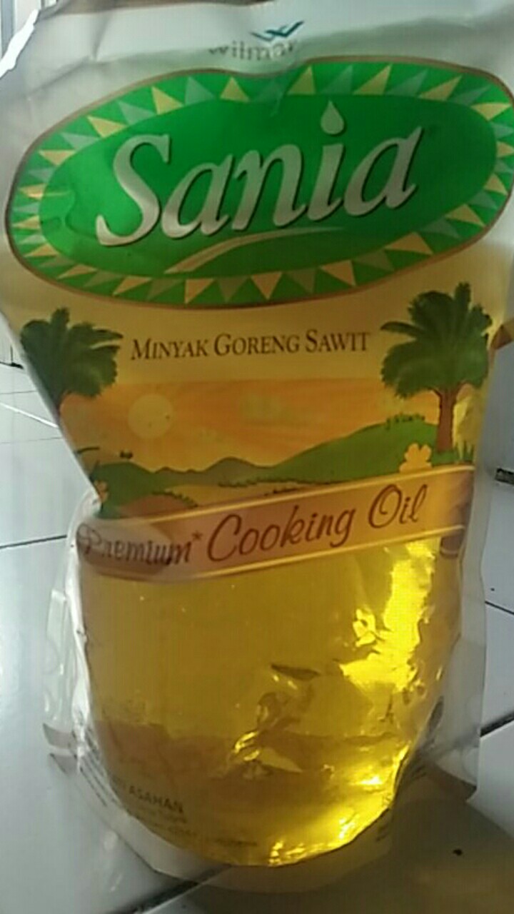 Minyak Goreng Tropical 2l/ Sania 2l/ Kunci Mas 2l/ Filma 2l/bimoli 2l/rosebrand 2l/sedaaap