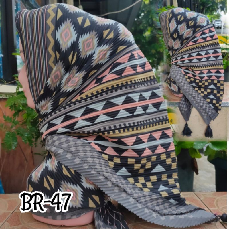 SEGIEMPAT PLISKET MOTIF JAMBUL BRANDED / JILBAB SEGIEMPAT PLISKET / SEGIEMPAT PLISKET / SEGIEMPAT VOAL / JILBAB JAMBUL-BR-47