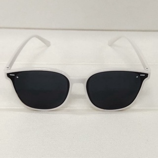 ⭐ JKTMART ⭐ Kacamata Wanita Pria Optik Anti Sunglass Dengan Fashion Sunglasses Eyewear KUV R297-SOLO PUTIH