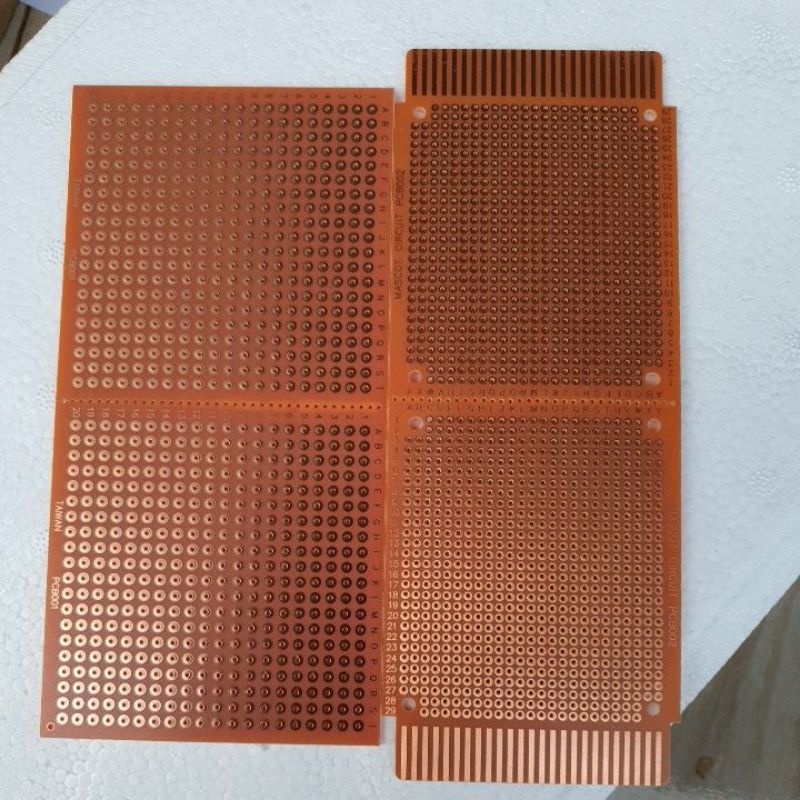 PCB LUBANG MODEL IC DAN TRANSISTOR