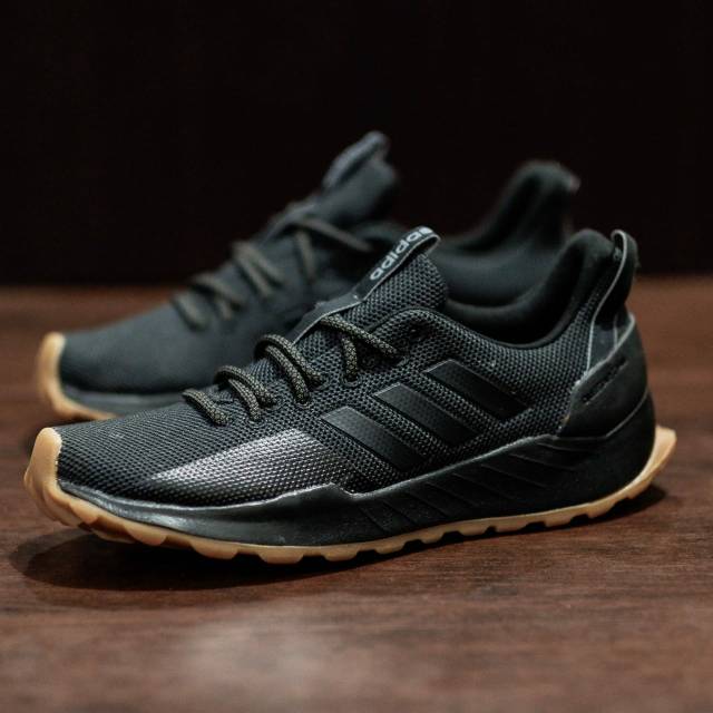 adidas questar trail 84