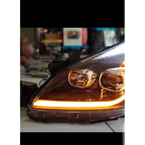 Headlamp Avanza 2012-2015.Castem Lampu Depan Headlamp Avanza 2012-2015
