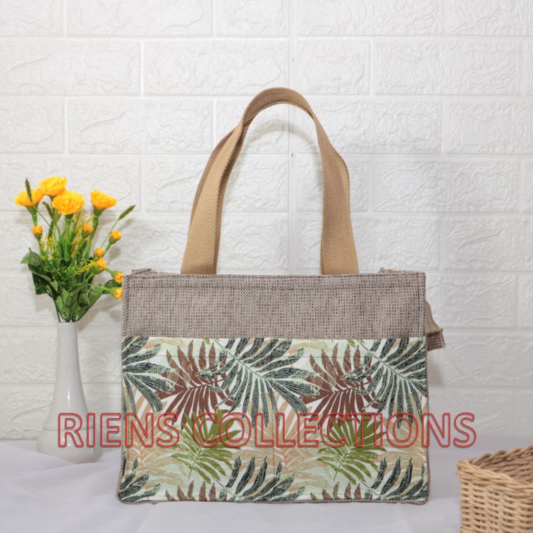 RIENS COLLECTIONS. TAS KANVAS TAS GONI SINTETIS KOMBINASI KANVAS MOTIF FLORAL PALM COKLAT