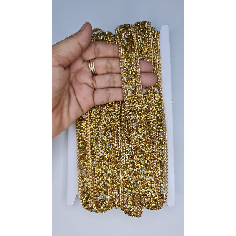 RENDA BERLIAN GOSOK SWAROVSKI SUPER  RANTAI GOLD per10cm