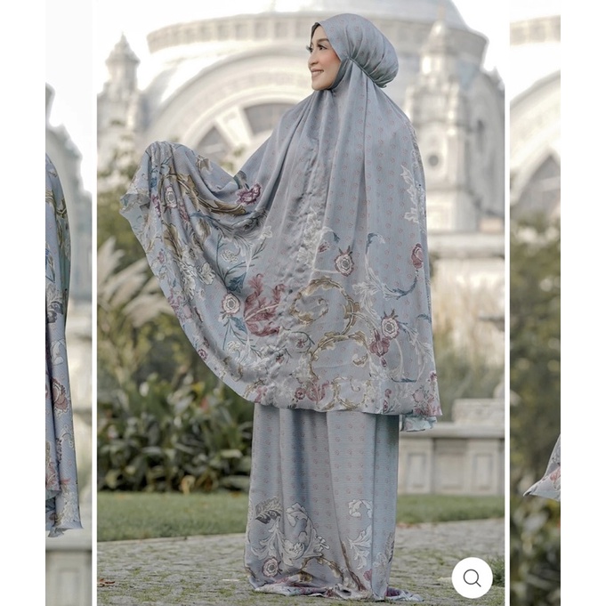 Buttonscarves The Royale Easy Care Prayer Robe