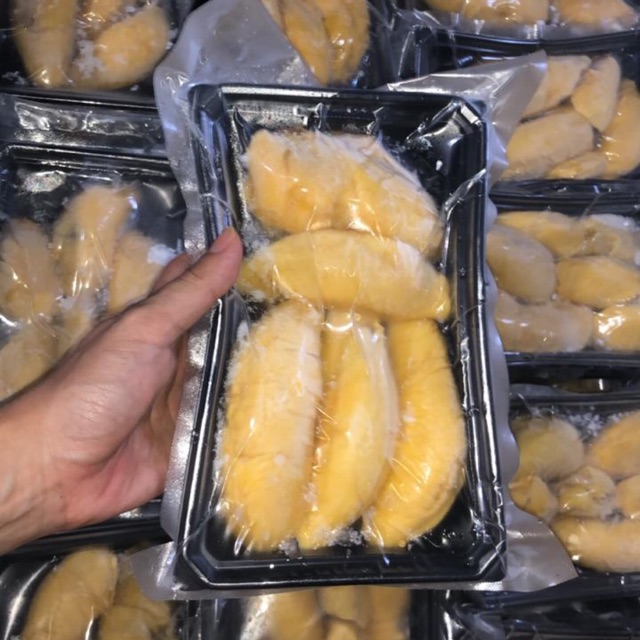 

Musang King 400grams beku