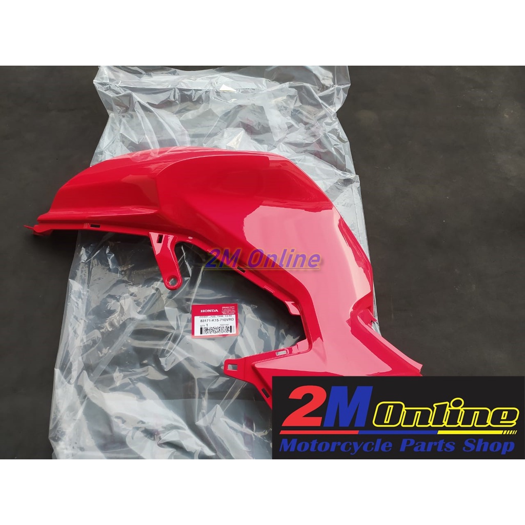 83171K15710VRD Cover Tangki CB150R 2021 USD Kiri Merah Ori AHM