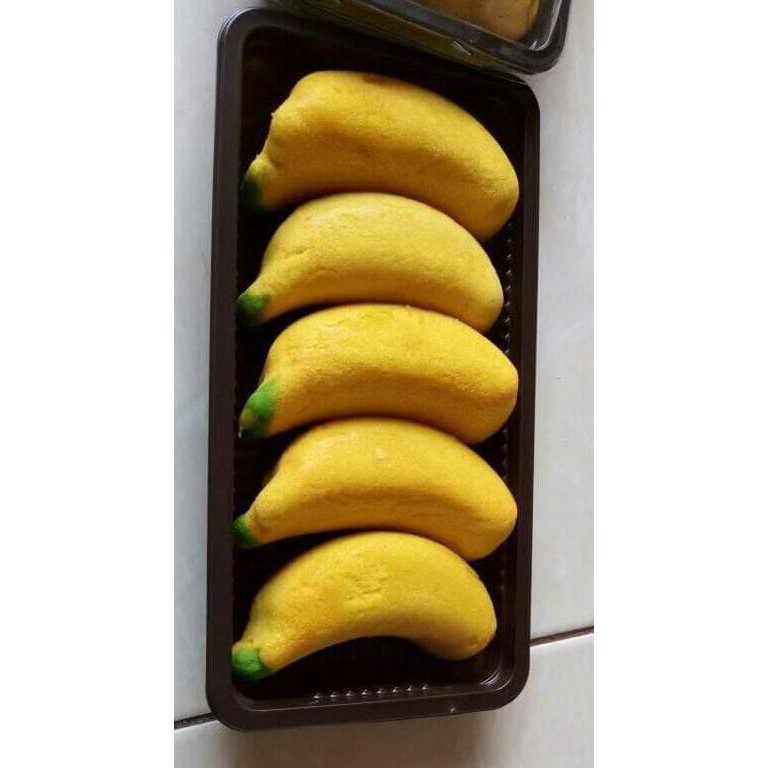 

bolu pisang isi 5buah nyummy