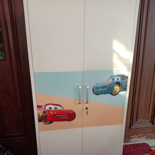 Lemari Pakaian 2 Pintu Besi Plat 8182
