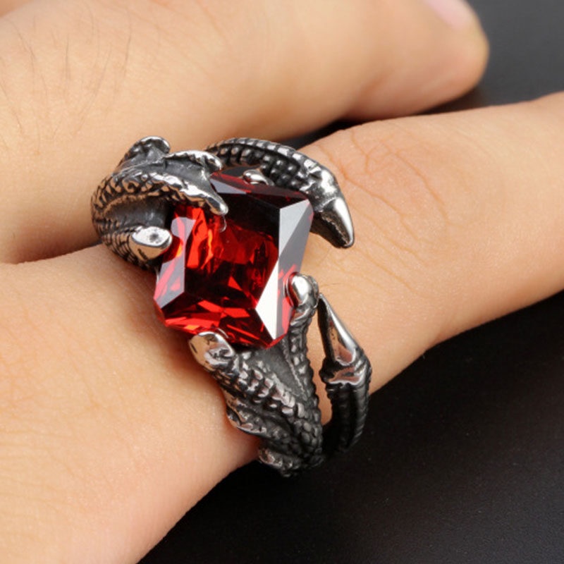 Cincin Desain Cakar Naga Aksen Zirkon Merah Gaya Punk Hip-Hop Untuk Pria