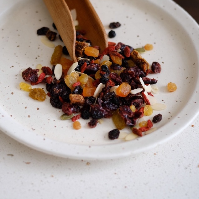 

SHU ARTISANS - MIX NUTS AND FRUITS- TRAIL MIX HEALTHY - 250gr