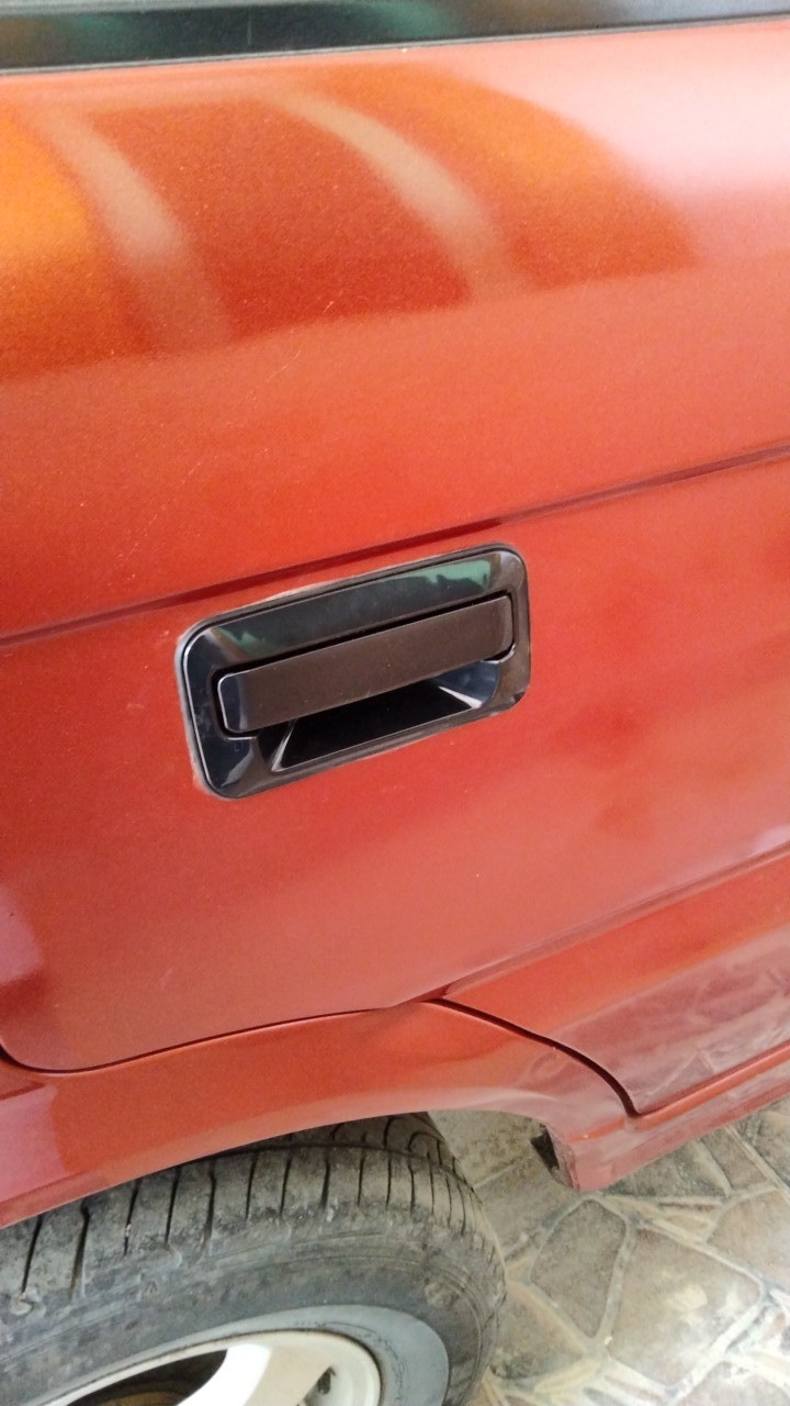 Handle Pintu Luar Kuda Kanan Hitam