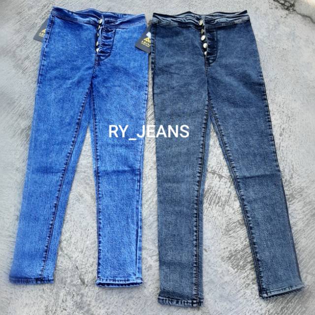 Celana hw jeans hightwaist jeans snow hw kancing 5 tengah