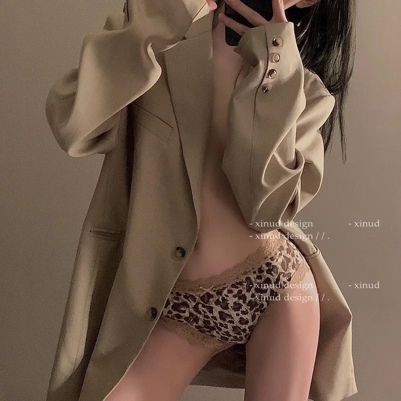 MC-H/Celana Dalam Wanita Motif Leopard/Macan