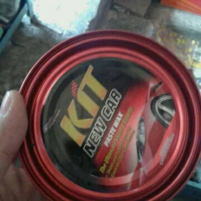 Kit kaleng pengkilap mobil new car