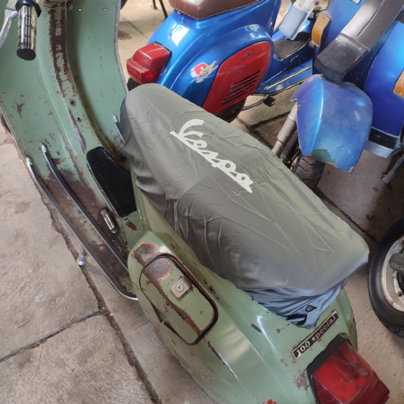 Cover jok vespa sarung jok vespa pelindung jok vespa anti cakaran kucing