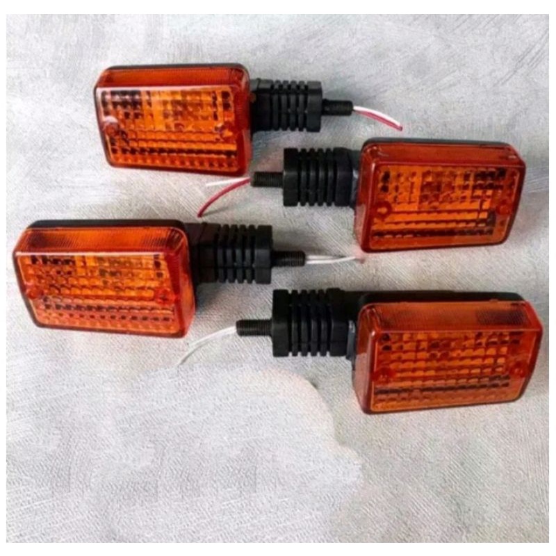 Lampu sein sen honda c700 c800 supercup win 100 gl100 Lampu riting Lampu sein honda win 100 gl100 harga per biji 1 pcs