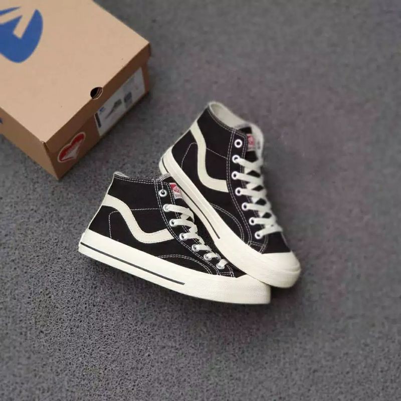 Sepatu Ventela Public High Black White &amp; Black Natural Original 100%