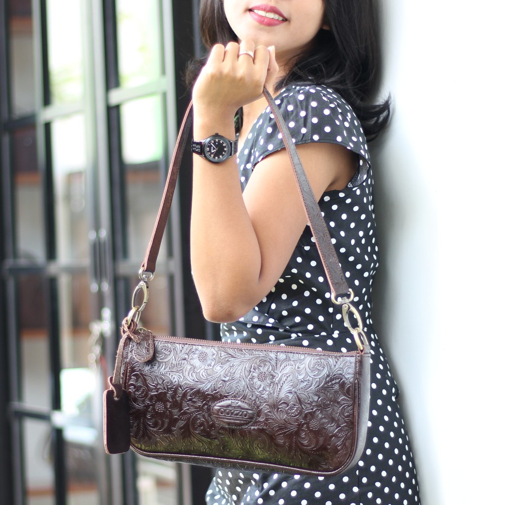 GOZZO LEATHER / TAS TANGAN DAN CLUTCH WANITA KULIT ASLI EMBOS BATIK MODEL NEBULA / FREE GRAVIR NAMA DI TAS