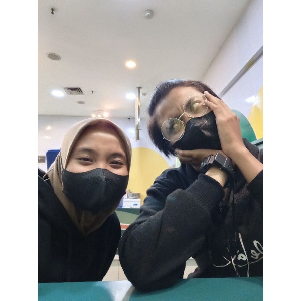 

adek tukang makan