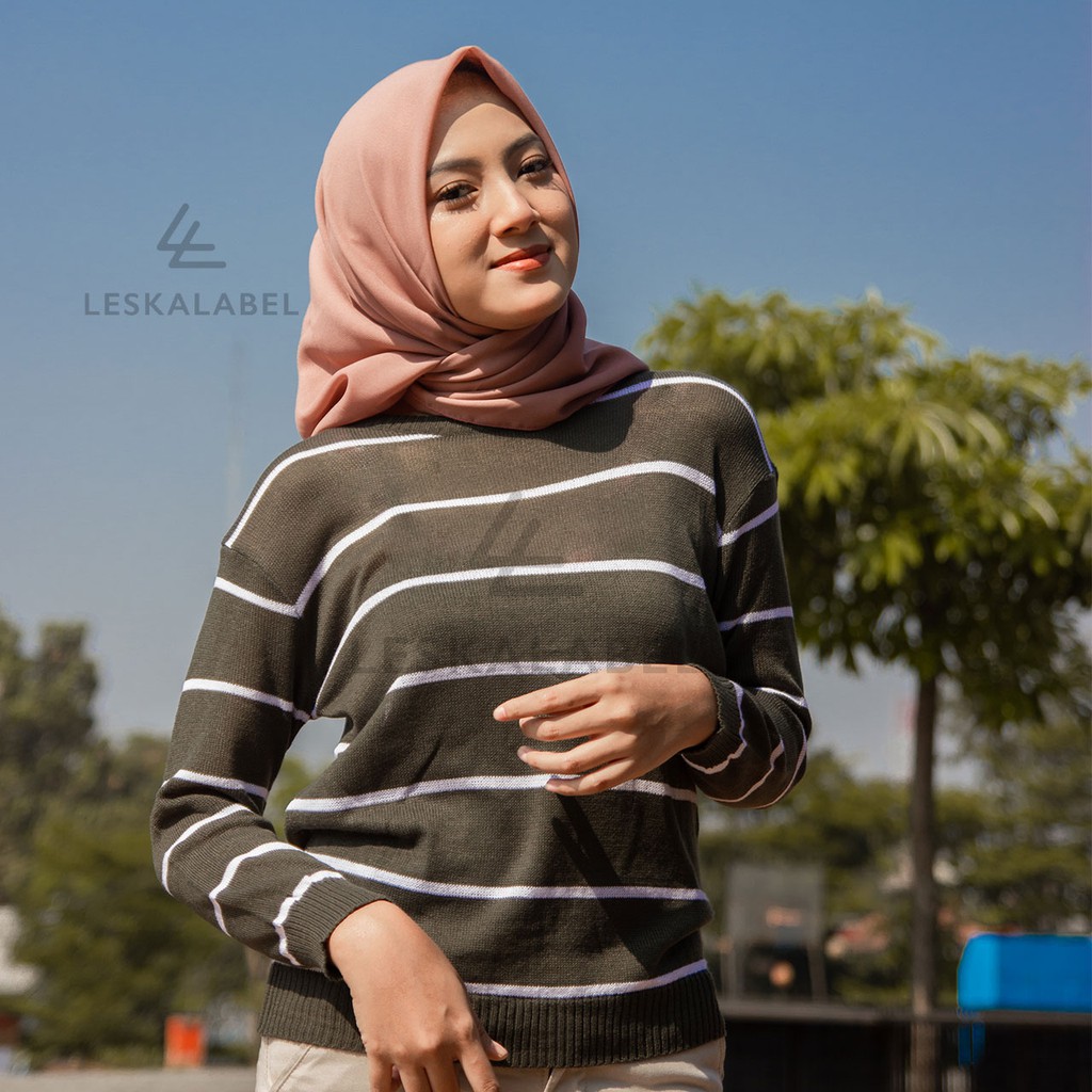 Sweater Rajut Wanita Korea Moura Outer Cewek Salur Garis