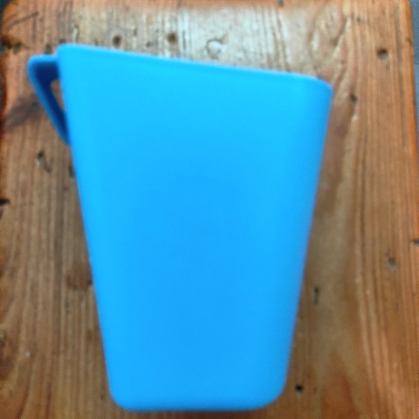 Snnrsta, Wadah Warna-warni