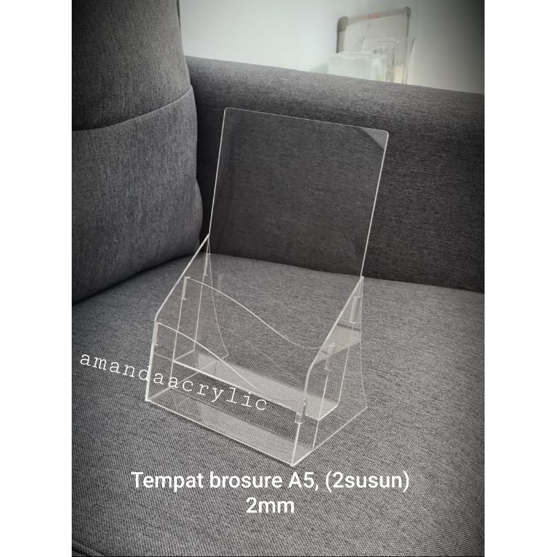 

Acrylic Tempat Brosur uk.A5 (2susun) tebal 2mm