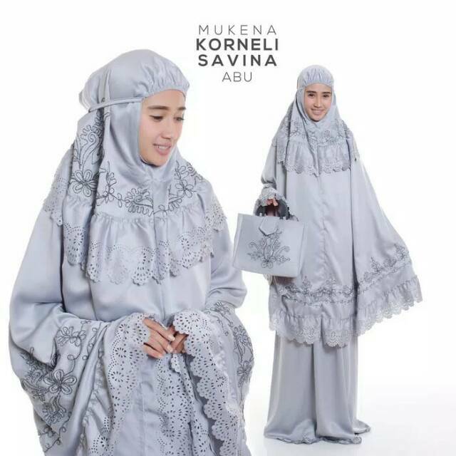 MUKENA CANTIK KORNELI SAVINA Krem / Abu / Putih / Broken White
