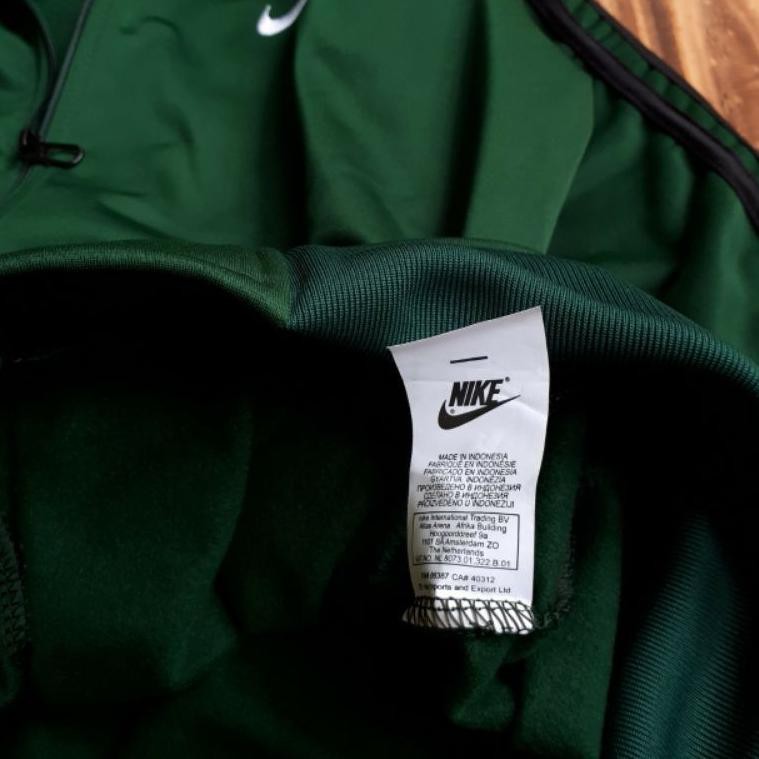 SesЦΔtЦ Jaket Tracktop Casual Terlaris Pria Tracktop Jumpper NIKE WP List stripe R3 stok.lagi