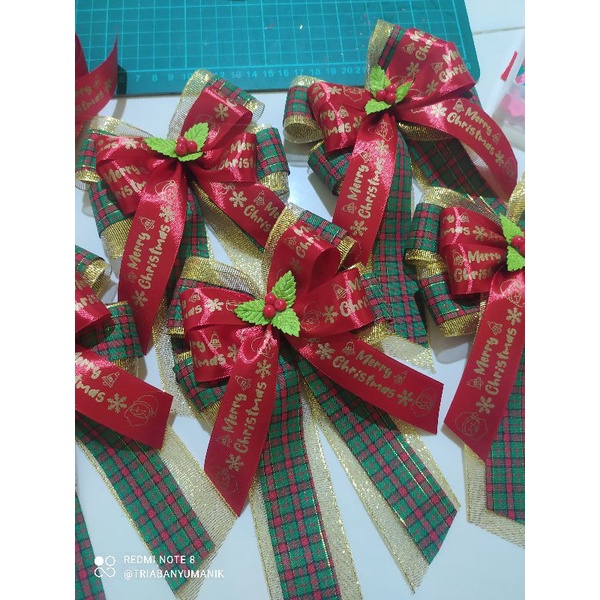 

Pita Roll an / Pita Emas Glitter / Pita Satin 2,5cm 1 inchi / Pita Imlek / Pita Sablon Natal
