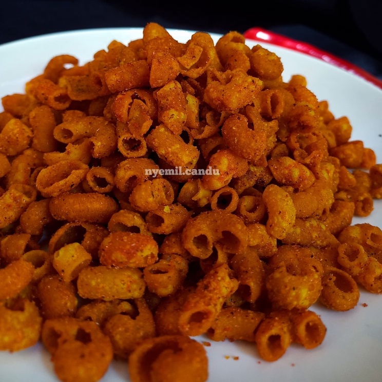 

Camilan Makroni Pipa Pedas 100gr