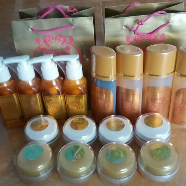 Cream RD Rinna Diazella