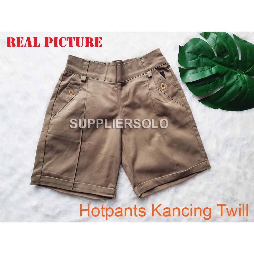 HOTPANTS KANCING TWILL / CELANA PENDEK CEWEK KANCING TWILL