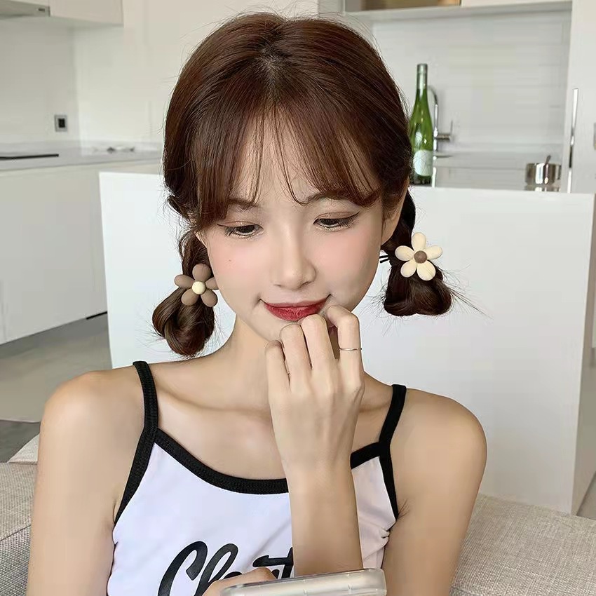 Ikat Rambut Wanita Lucu Motif Bunga Dan Beruang Aksesoris Rambut- Srunchie