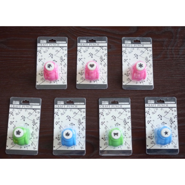 

Puncher bermotif / Cetakan kertas motif lucu