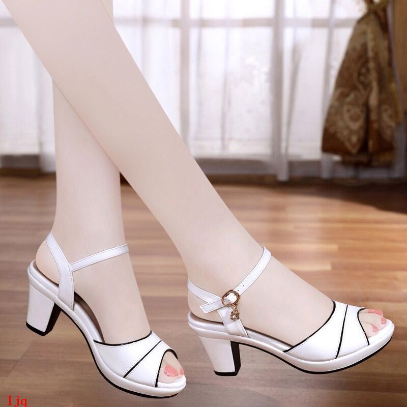 sepatu heels 2019