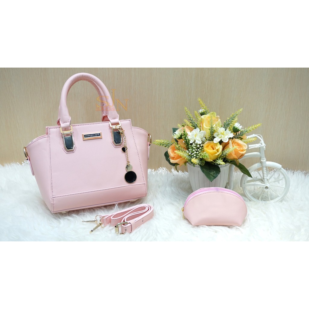 SALE TAS CHARLES AND KEITH AMORA TAS BATAM