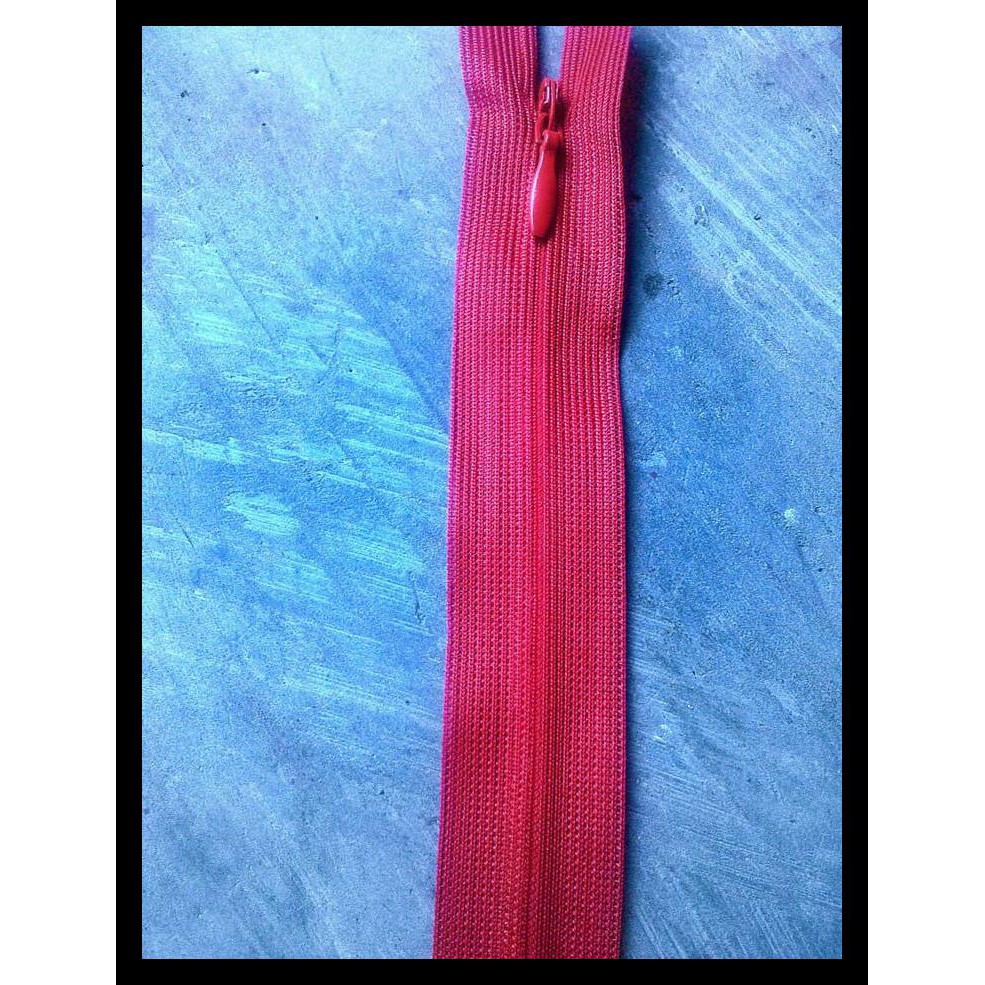 

Resleting Jepang 50Cm Warna Merah Terjamin
