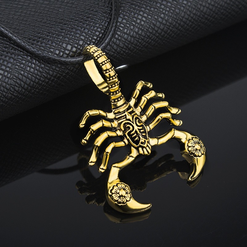 Kalung Rantai Klavikula Model Scorpion King Warna Silver Gold Gaya Retro Untuk Pria