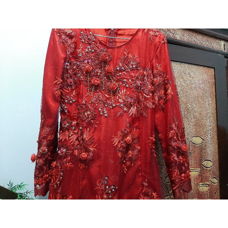 preloved baju gaun manten, tunangan, resepsi. full brokat dan full manik