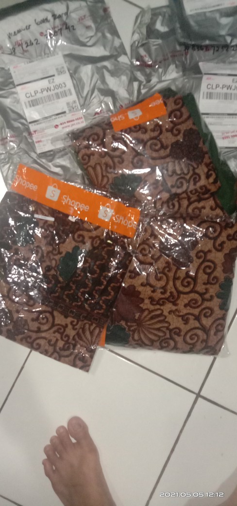 Batik Couple Keluarga Sania Ruffle Ori Ndoro Jowi Dnt Motif Rempel Hijau