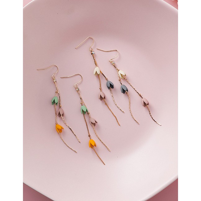 LRC Anting Gantung Fashion Yellow + Green Flower Tassel Earrings D28182