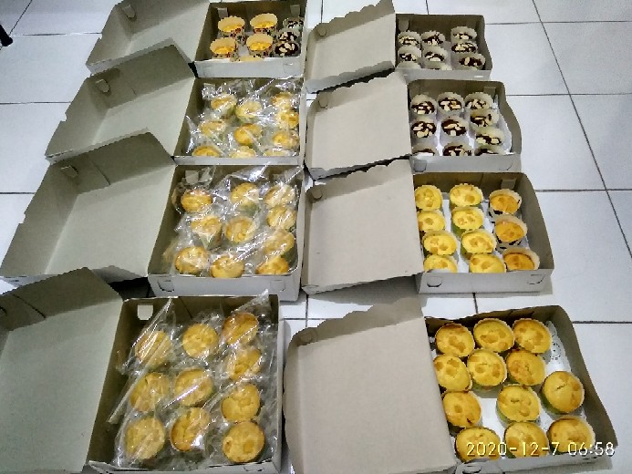 Plastik Segitiga Isi 100pcs S M L