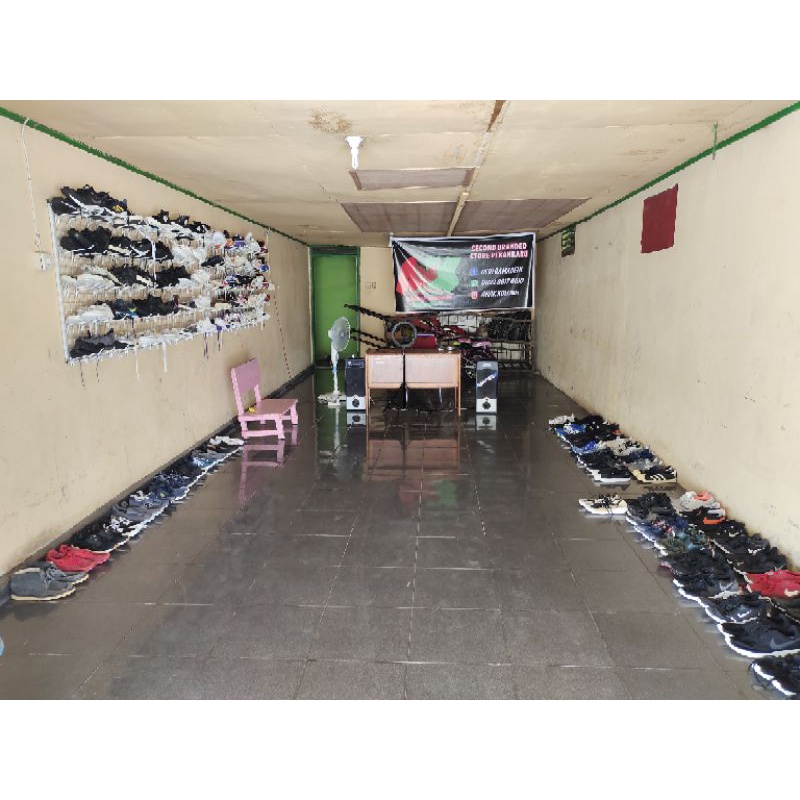 sepatu second branded