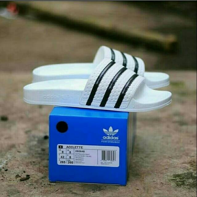 Sandal adidas slop putih Adilette Sendal Adidas Slop white grade original 38-45
